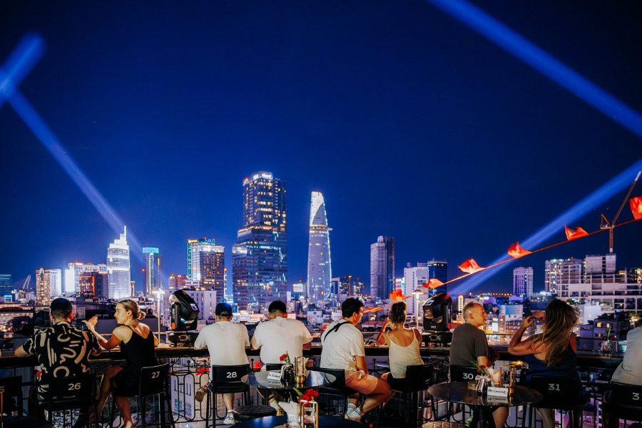 Twilight Skybar Saigon, un des meilleurs endroits pour observer la vie de nuit à Ho Chi Minh-Ville.